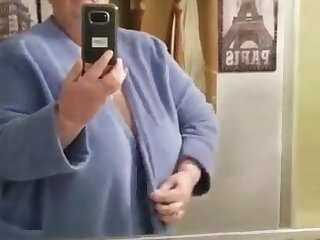 Attractive Aunty Shows Her Big Body
